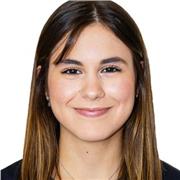 Soy creativa, resolutiva e innovadora. Me encanta dar clases a niños de francés, ya que es mi especialidad.